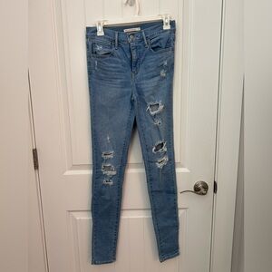 Distressed Blue Skinny Jeans women’s Levi’s 27x32